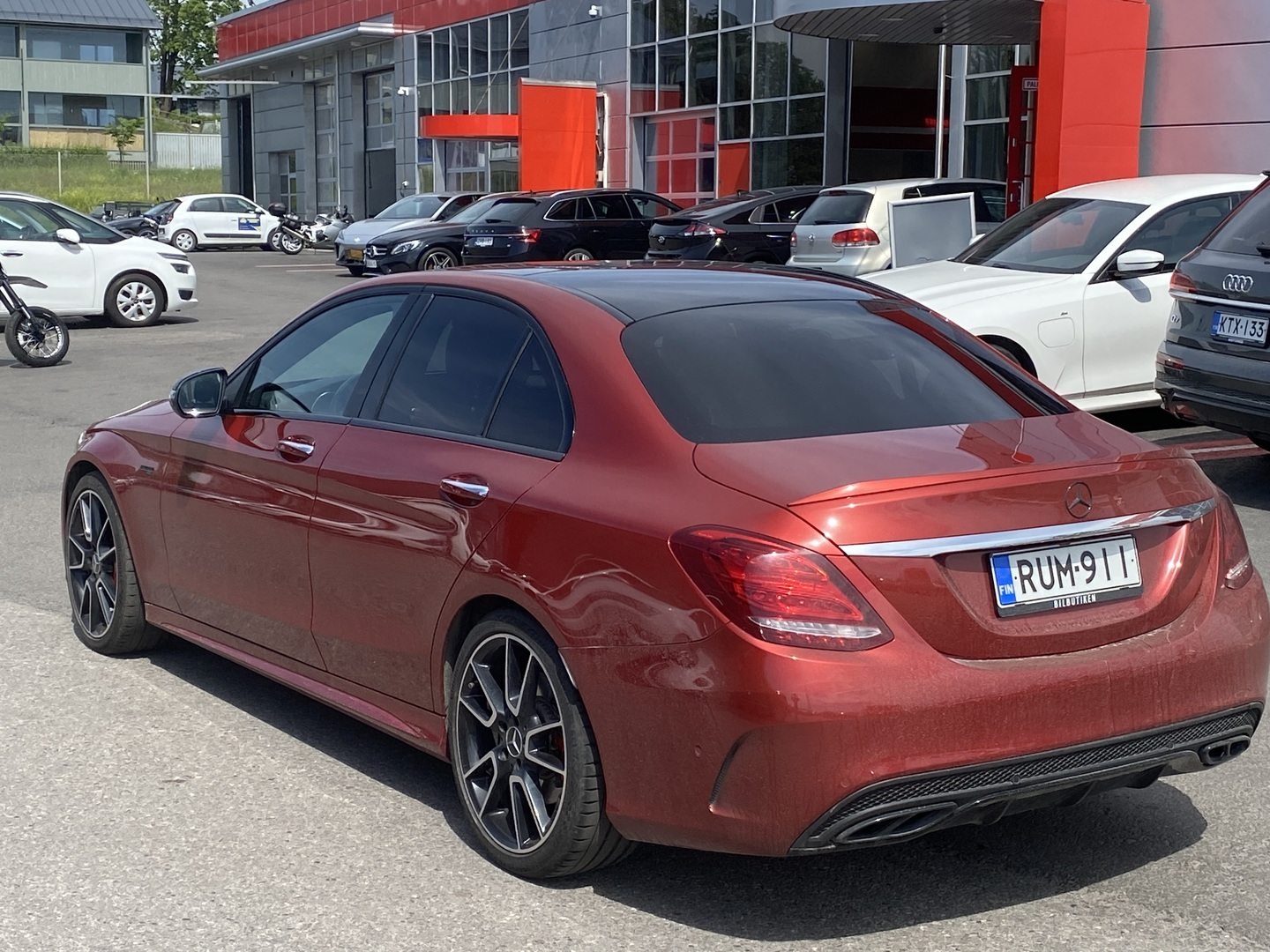Mercedes-Benz - C 43 AMG - 4Matic A 9G // Burmester / HUD / Distornic+ / Panorama / Muistipaketti / Kamera / ILS LED // - Sedan