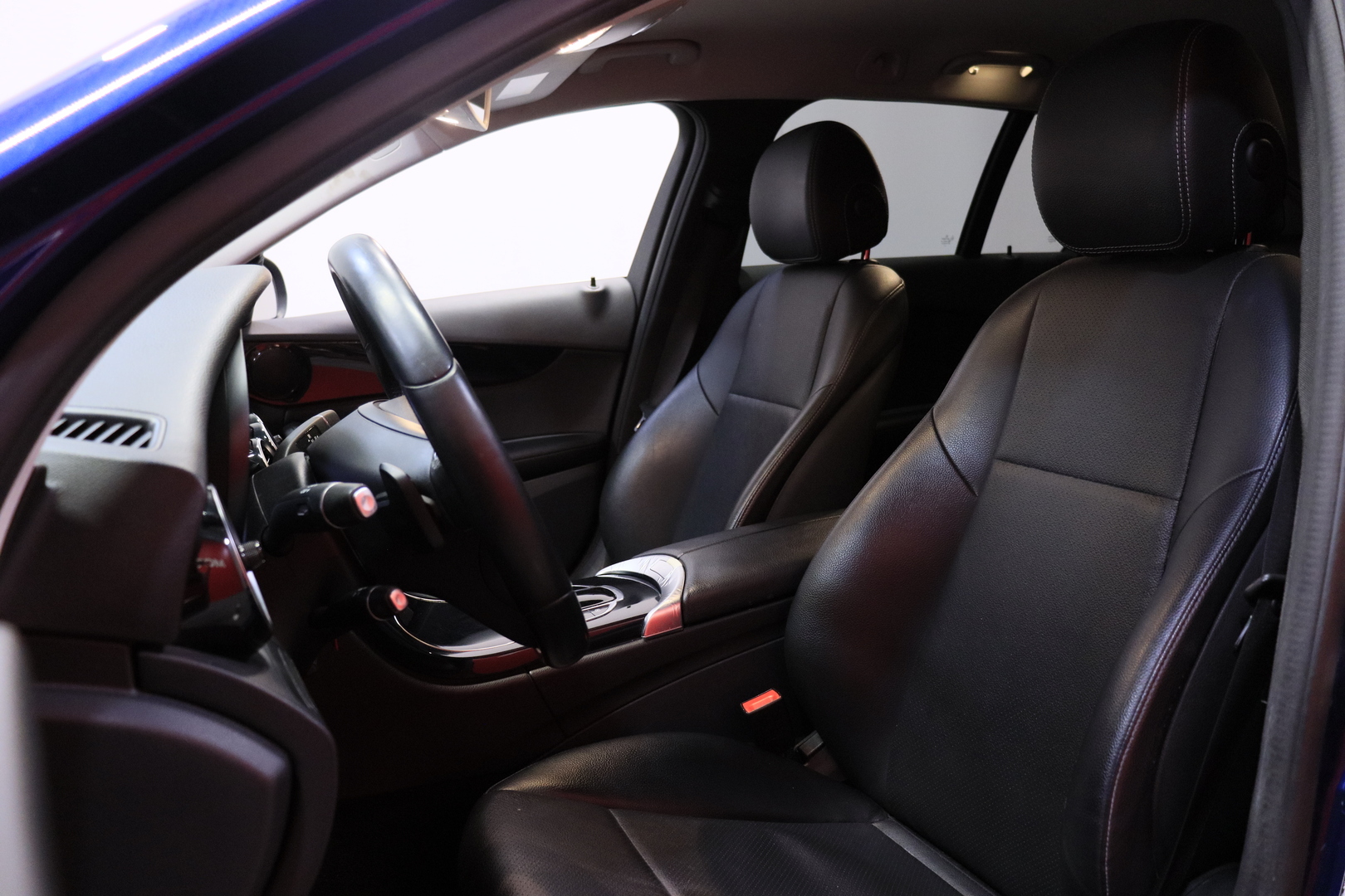 Mercedes-Benz - C - 180 d BlueTec T A Premium Business AMG - Farmari