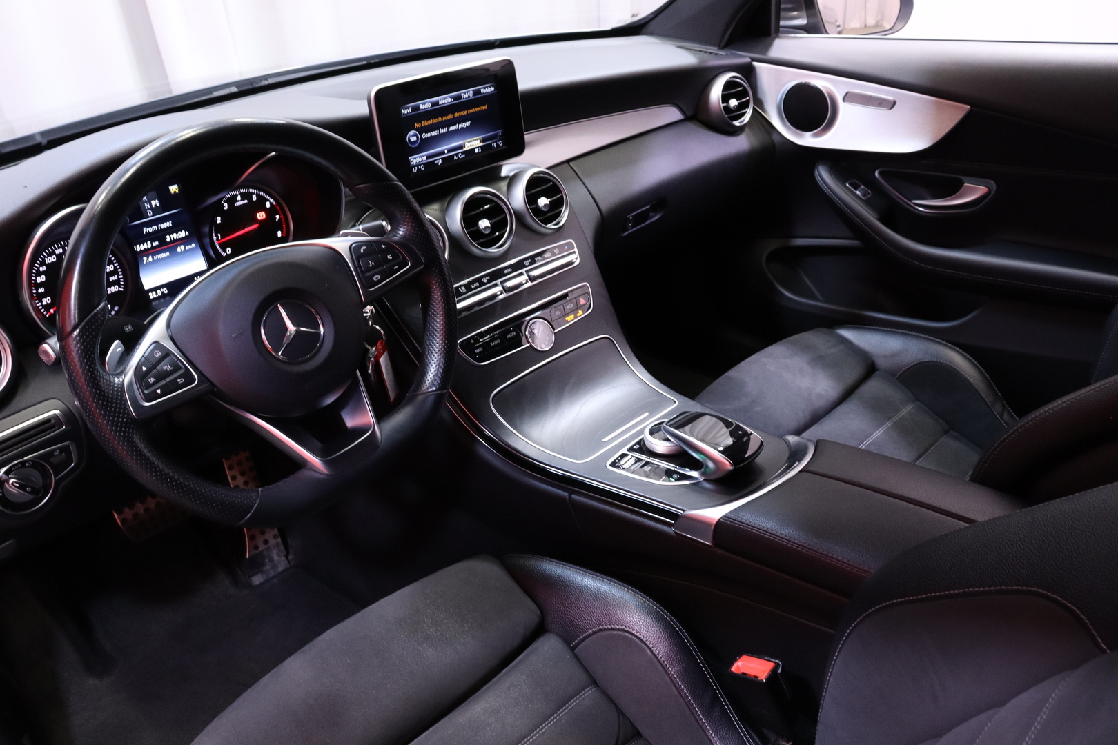 Mercedes-Benz - C - 250 Coupé A Business AMG / Navi / Bluetooth / Peruutuskamera / Vakkari / LED // - Coupe