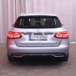 Mercedes-Benz - C - 220 BlueTEC Farmari // Pysäköintitutkat / Vakkari / Peruutuskamera / Lohko+Sisäpistoke / Navi / ILS / 2x renkaat // - Farmari