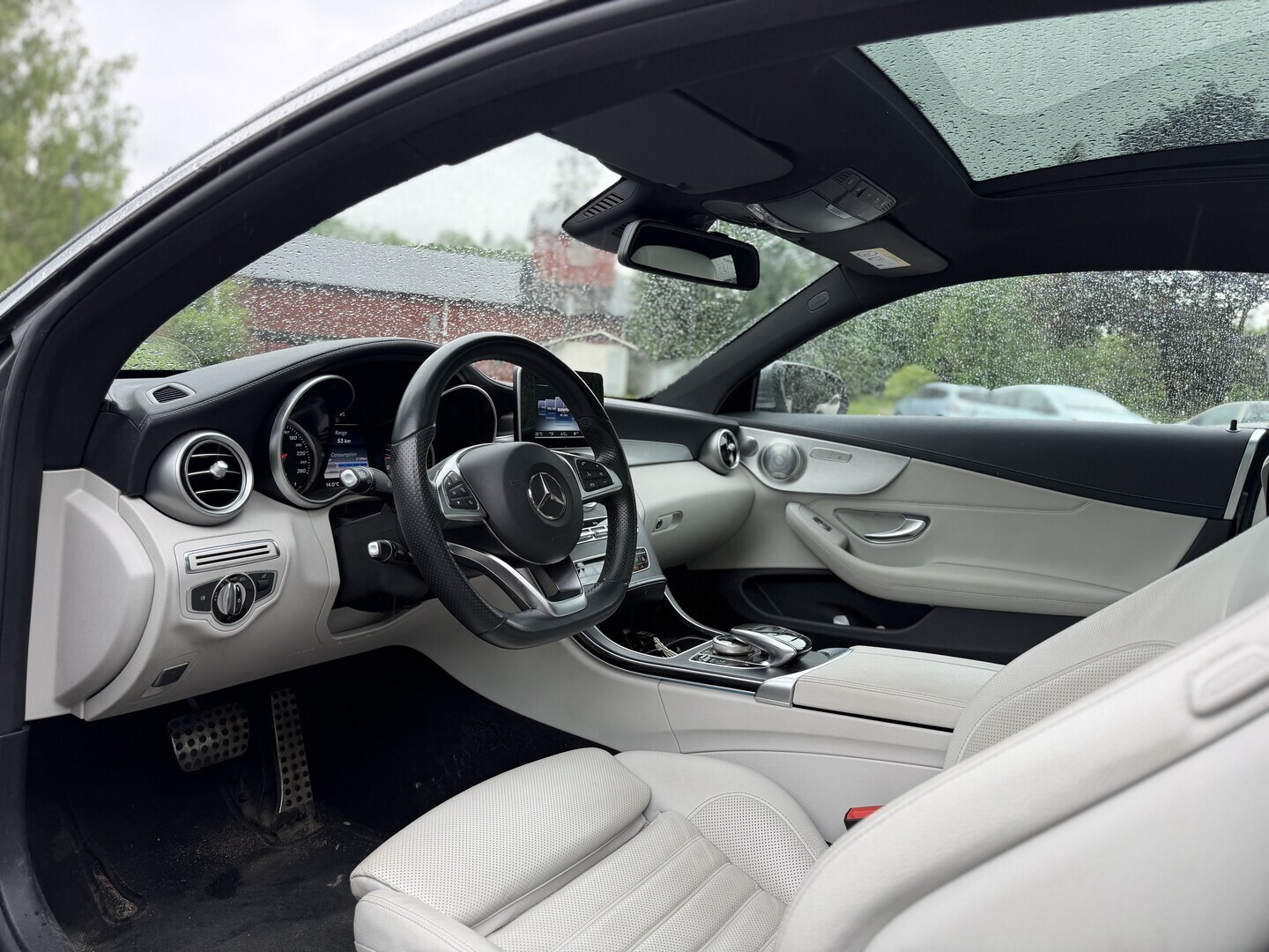 Mercedes-Benz - C - 300 Coupe AMG // Panorama / ILS / Burmester / Nahkasisusta / Sport putkisto / Lohko+sisälämmitin // - Coupe