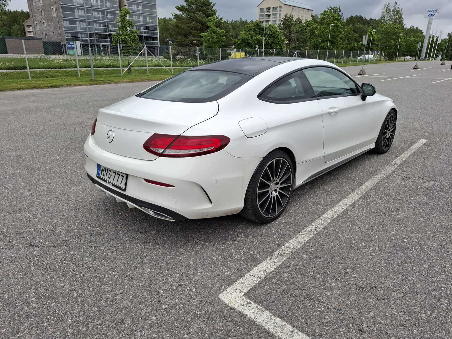 Mercedes-Benz - C - 220 d Coupé A AMG - Coupe