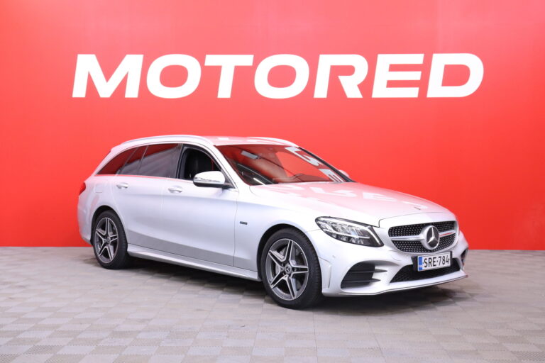 Mercedes-Benz - C - 300e T A Business AMG // Merkkihuollot! / Vakkari / Koukku / Iso navi / Kamera / - Farmari