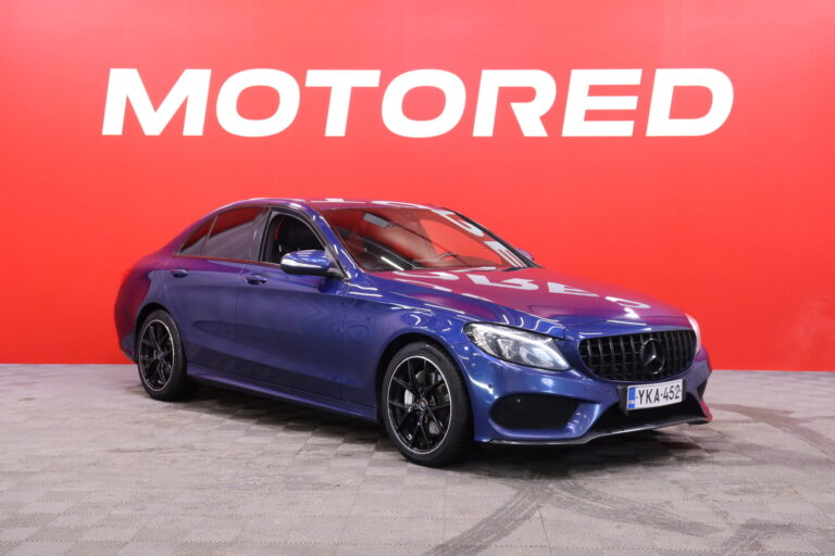 Mercedes-Benz - C - 220 d A Business AMG // Lohko / Navi / Brilliant Blue / Nahat / LED High-Performance / Vakkari // - Sedan