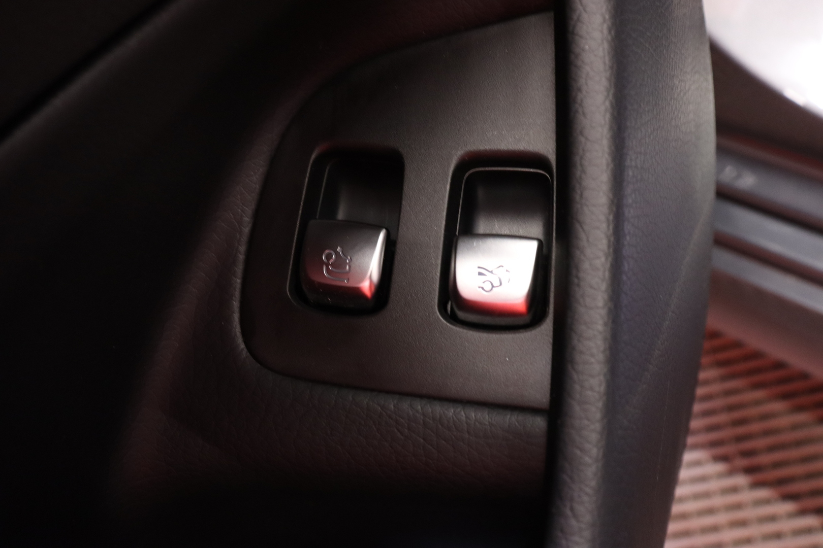 Mercedes-Benz - E - 300 de A Business AMG Edition EQ Power // Widescreen / Koukku / LED ajovalot / BLIS / MBUX navi // - Sedan