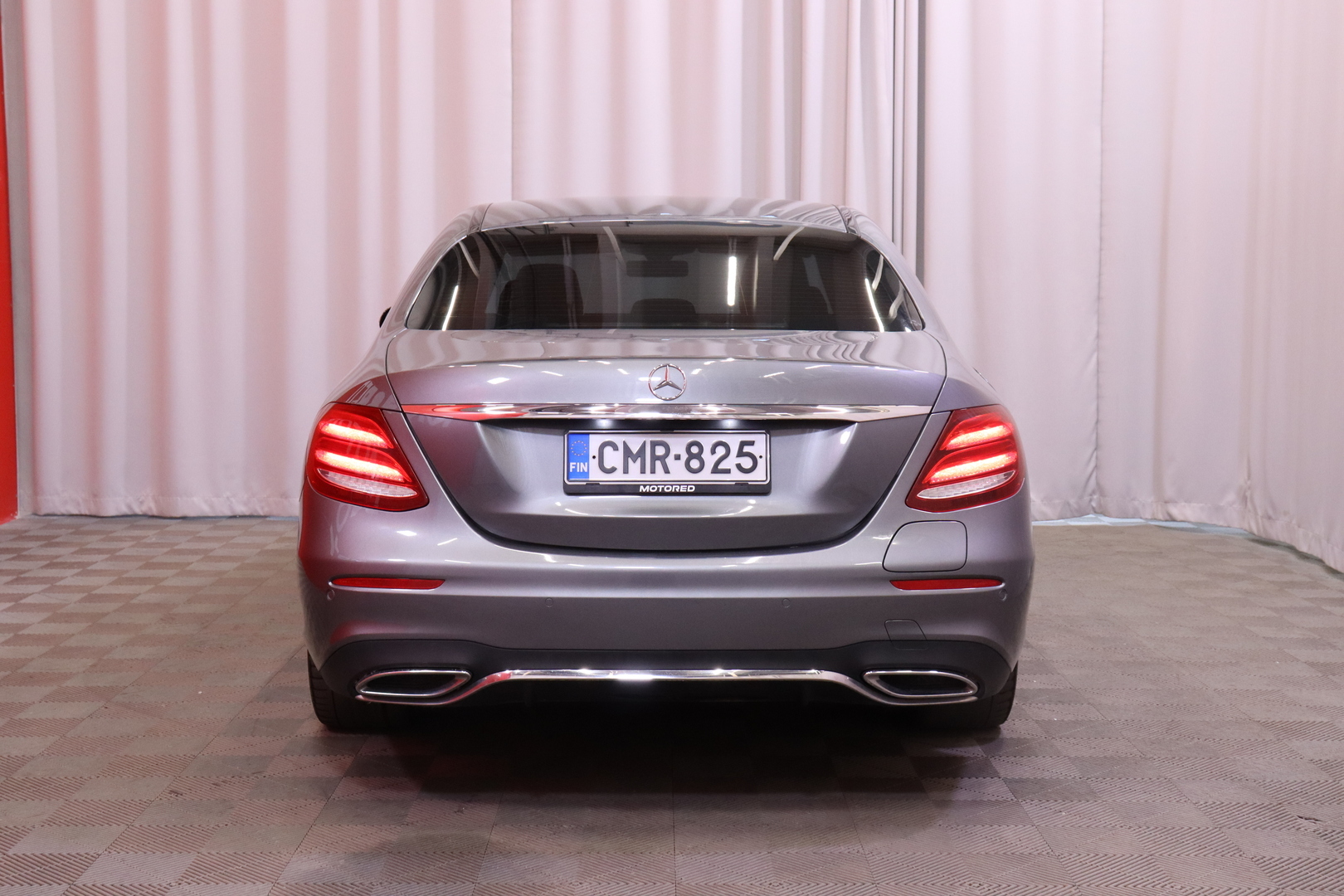 Mercedes-Benz - E - 300 de A Business AMG Edition EQ Power // Widescreen / Koukku / LED ajovalot / BLIS / MBUX navi // - Sedan