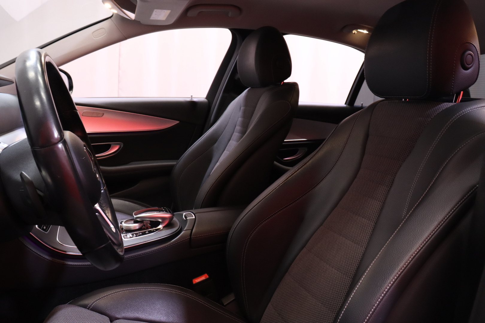 Mercedes-Benz - E - 300 de A Business AMG Edition EQ Power // Widescreen / Koukku / LED ajovalot / BLIS / MBUX navi // - Sedan