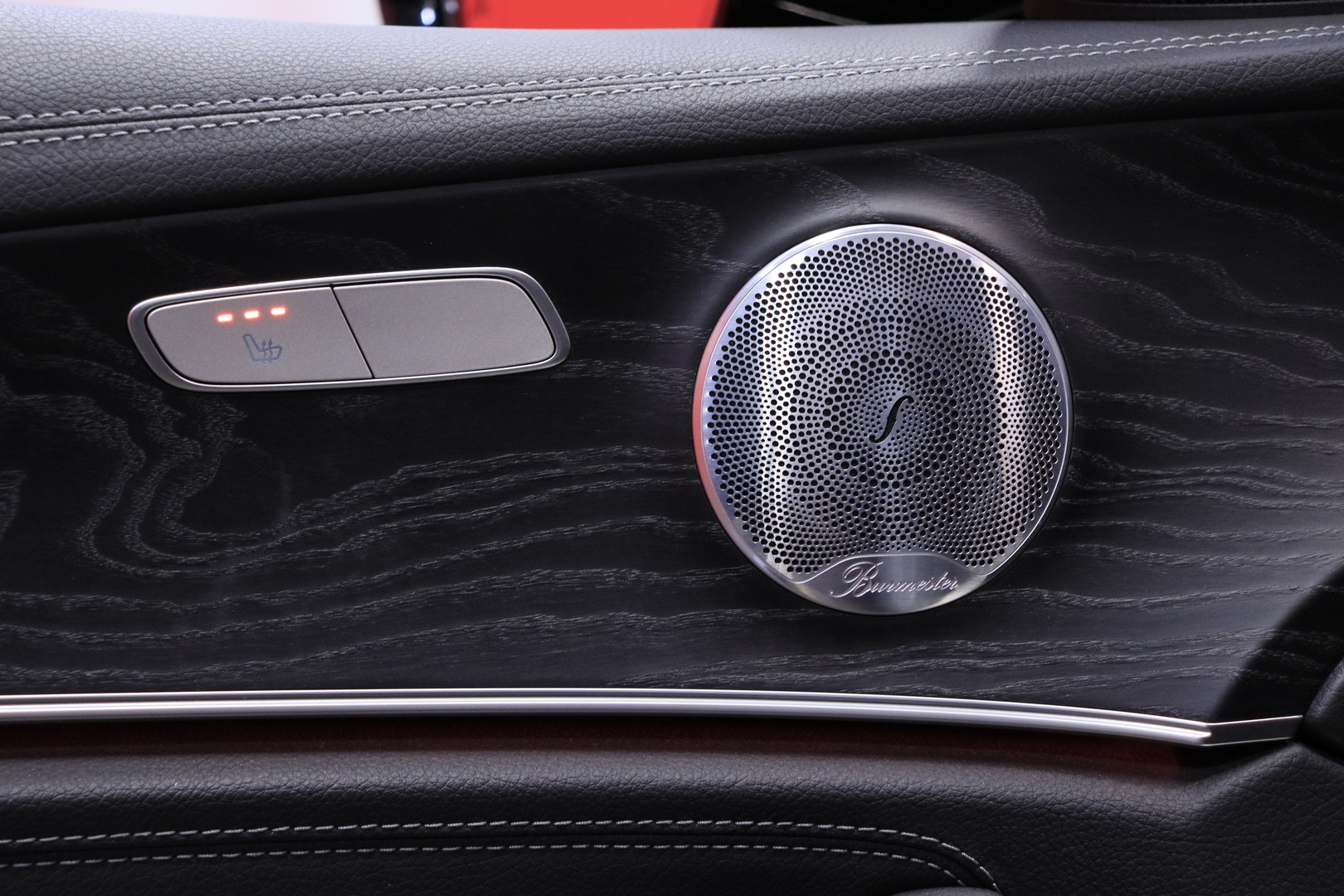 Mercedes-Benz - E - 300 de 4MATIC T A Business AMG EQ Power // Burmester / Multibeam LED / Vetokoukku / Lohko / Widescreen / Night paketti / - Farmari