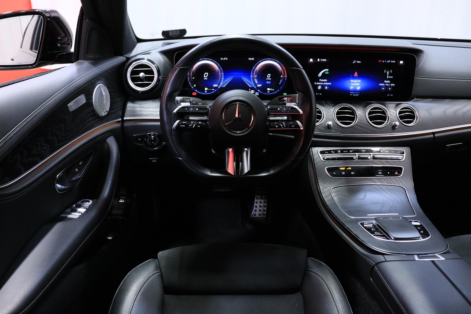 Mercedes-Benz - E - 300 de 4MATIC T A Business AMG EQ Power // Burmester / Multibeam LED / Vetokoukku / Lohko / Widescreen / Night paketti / - Farmari