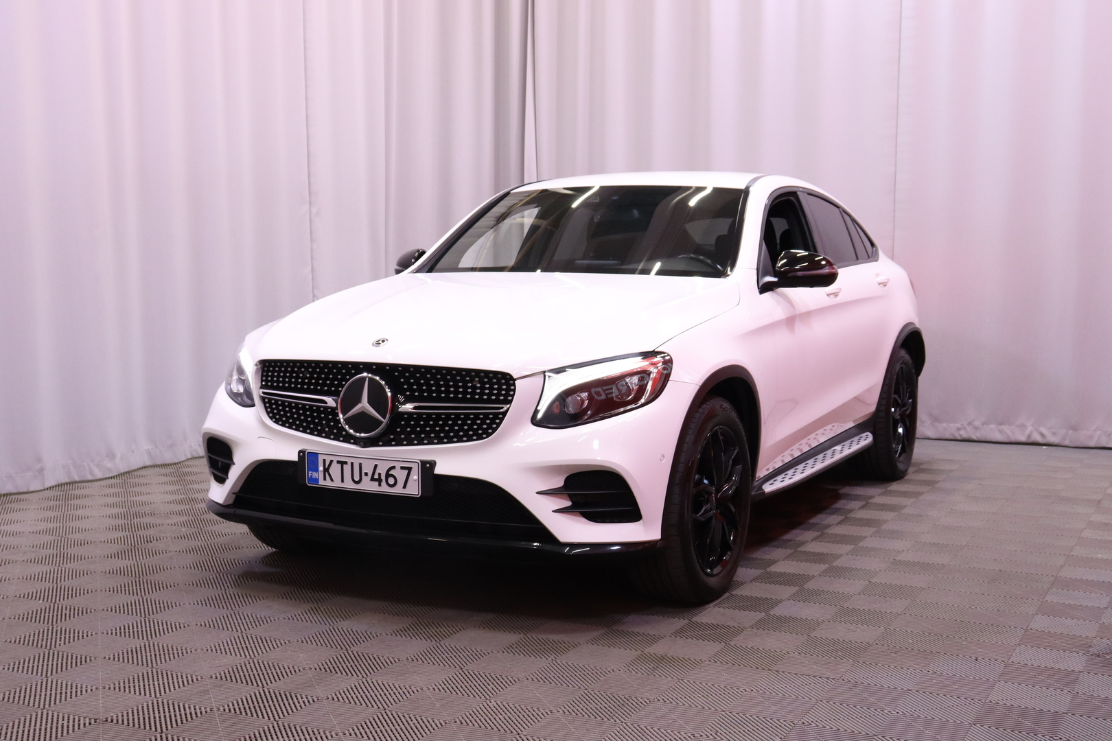Mercedes-Benz - GLC - 220 d Coupé 4Matic A Premium Business AMG // Distronic Pro / Webasto / Burmester / 360° / Koukku / ILS LED // - Coupe