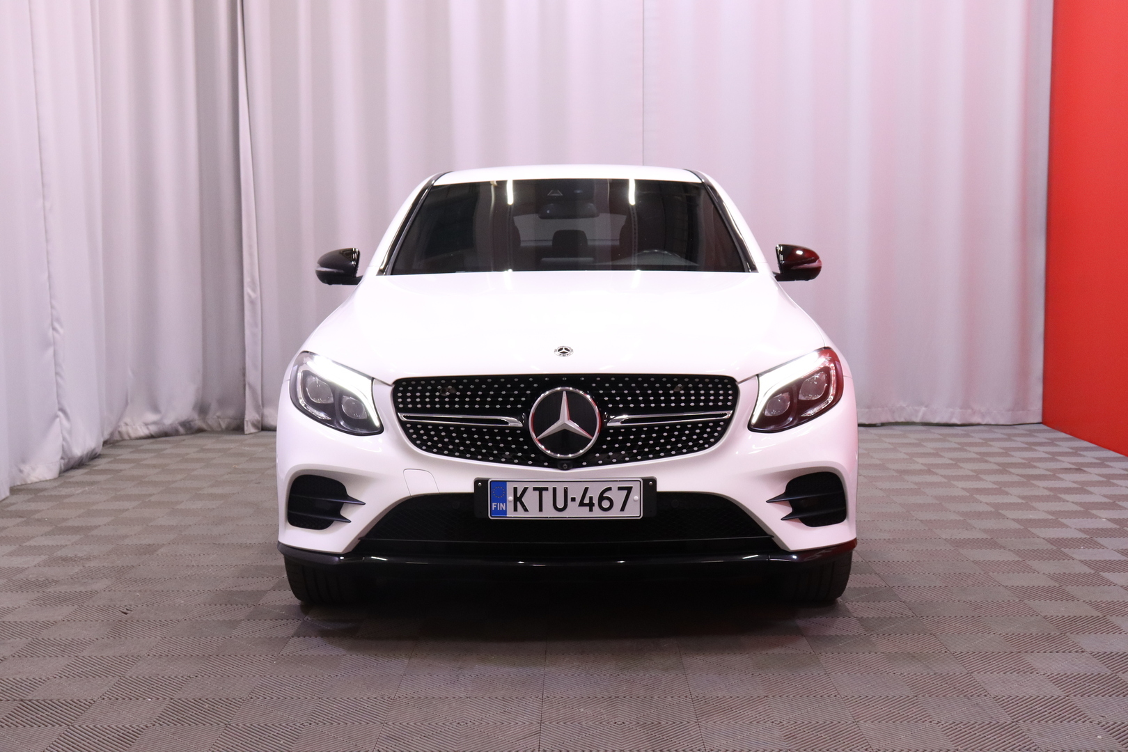 Mercedes-Benz - GLC - 220 d Coupé 4Matic A Premium Business AMG // Distronic Pro / Webasto / Burmester / 360° / Koukku / ILS LED // - Coupe