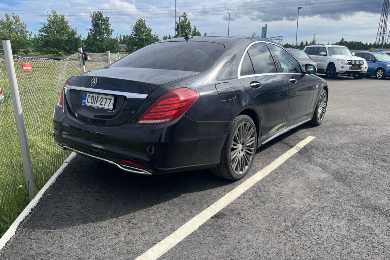 Mercedes-Benz S