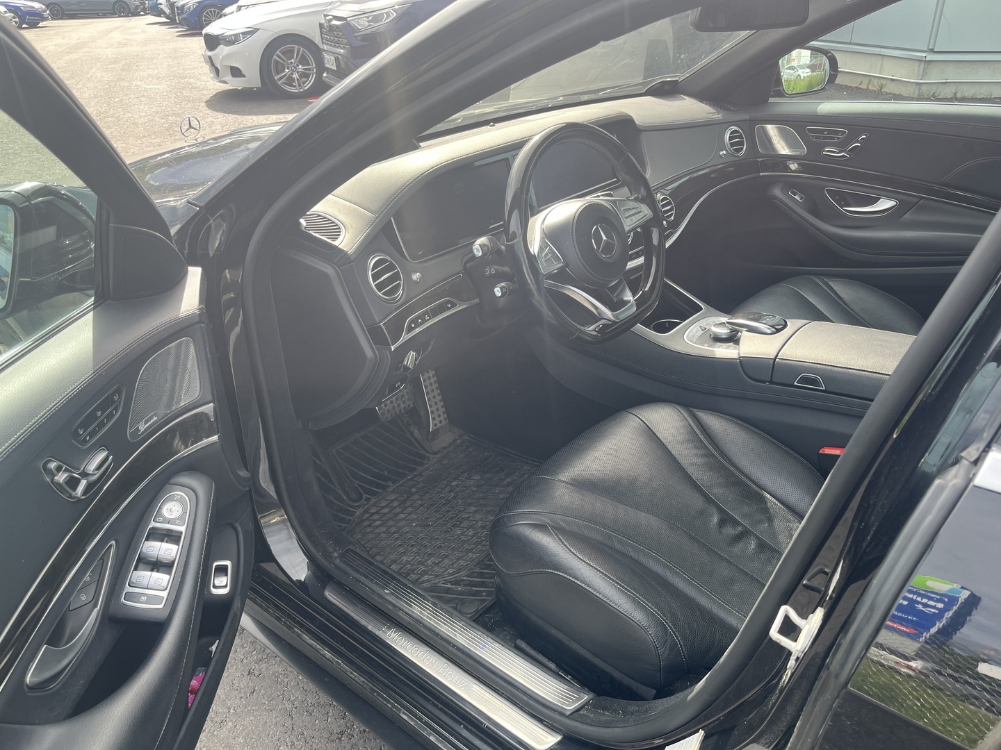 Mercedes-Benz - S - 350 BlueTec 4Matic AMG // Burmester / HUD / Webasto / Distronic+ / ILS LED / Soft close / Ilmastoidut Muistipenkit - Sedan