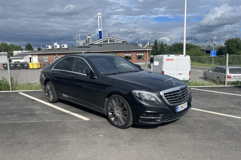 Mercedes-Benz - S - 350 BlueTec 4Matic AMG // Burmester / HUD / Webasto / Distronic+ / ILS LED / Soft close / Ilmastoidut Muistipenkit - Sedan