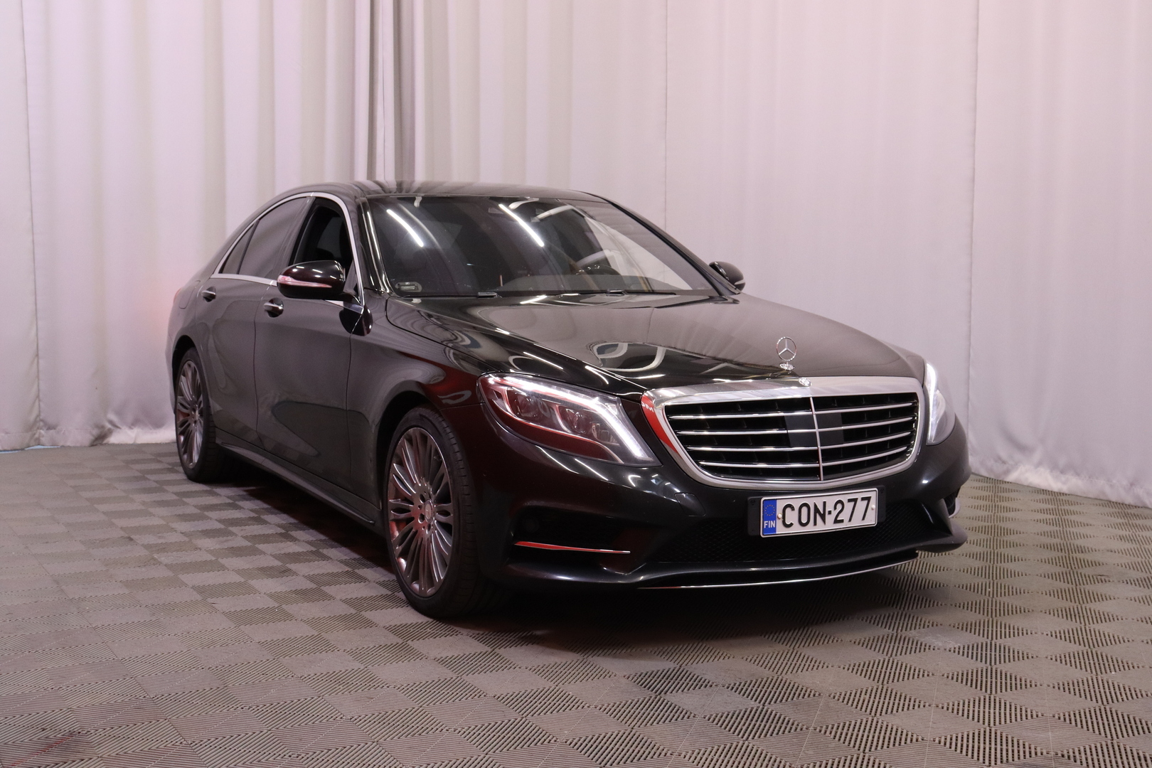 Mercedes-Benz - S - 350 BlueTec 4Matic AMG // Burmester / HUD / Webasto / Distronic+ / ILS LED / Soft close / Ilmastoidut Muistipenkit - Sedan