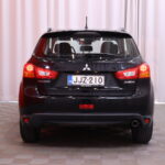 Mitsubishi - ASX - 1,6 MIVEC Invite 5MT // Autom. ilmastointi / Lohkolämmitin + sisähaara / Radio / Penkinlämmittimet / Vakkari // - Farmari
