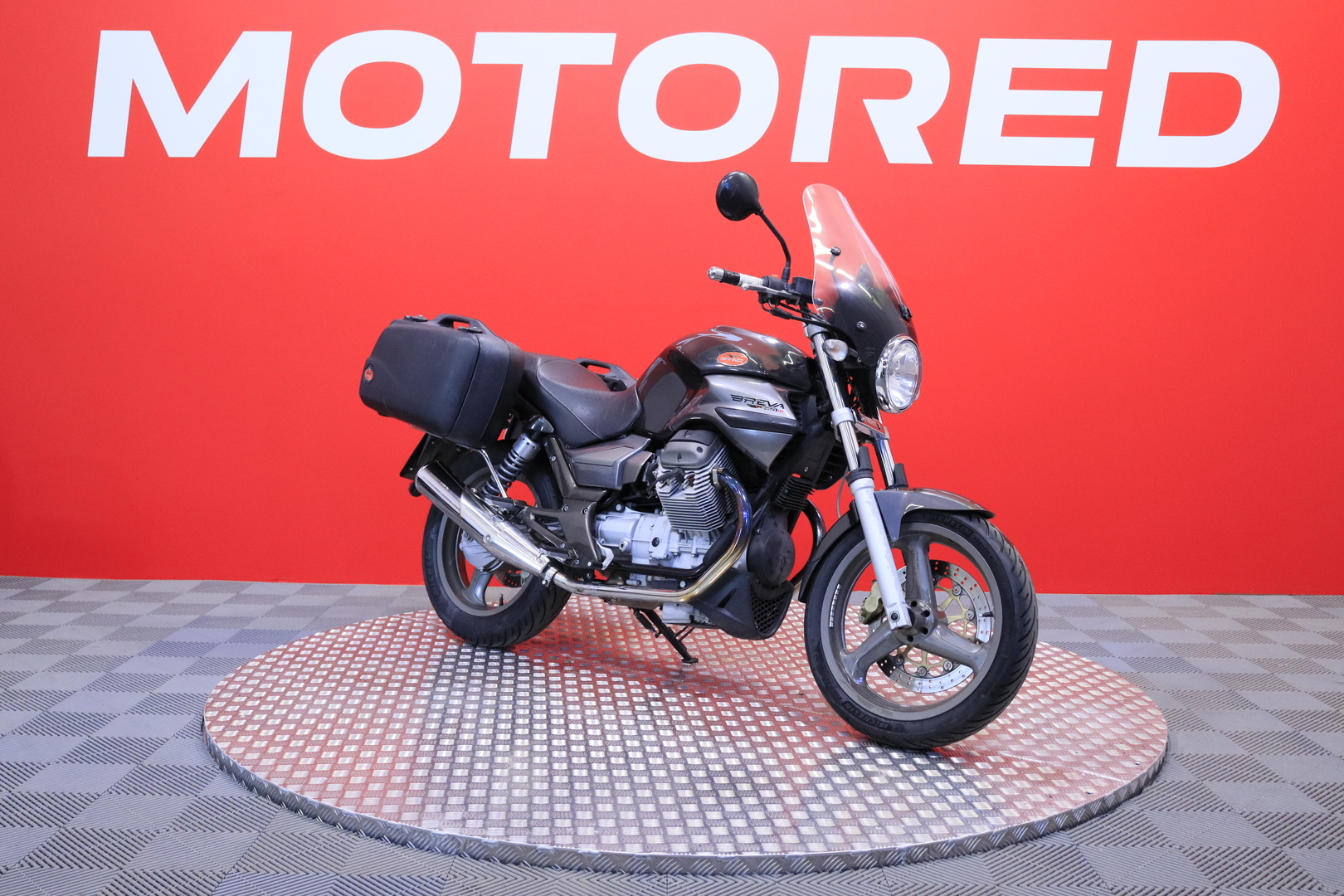 Moto Guzzi - Breva - 750 // Myydään Huutokaupat.com / 2x laukut / Hyvät renkaat // - Moottoripyörä