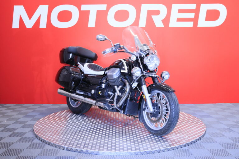 Moto Guzzi - California - Touring // Huoltokirja / ABS / 3x-laukut // - Moottoripyörä