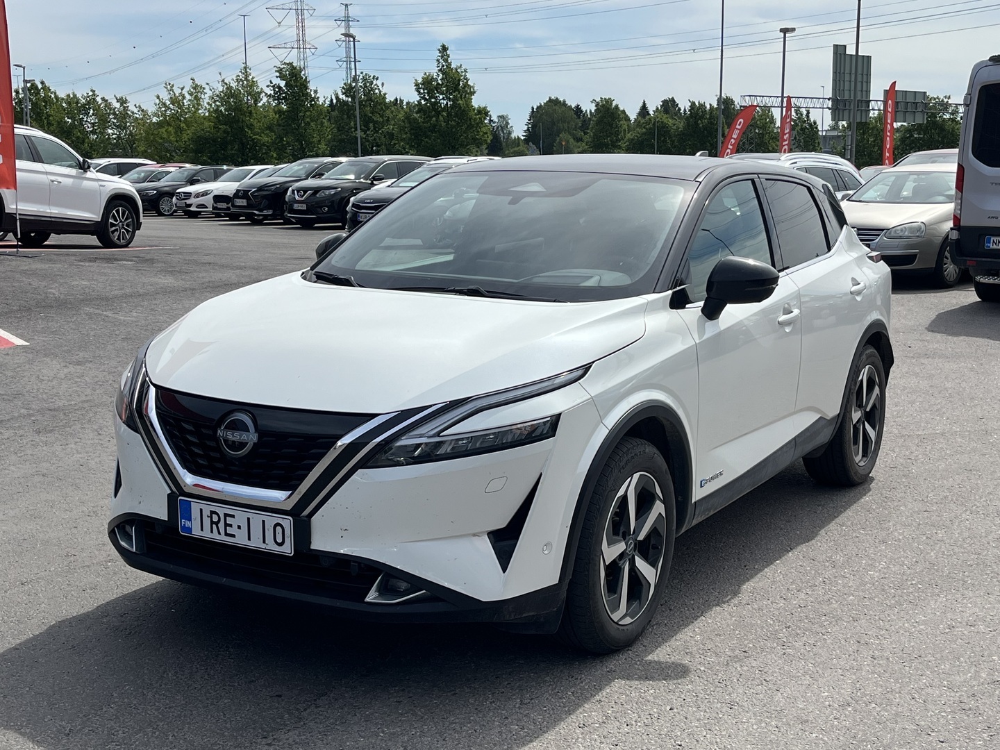 Nissan - Qashqai - e-POWER 2WD Tekna 2-tone - Maastoauto