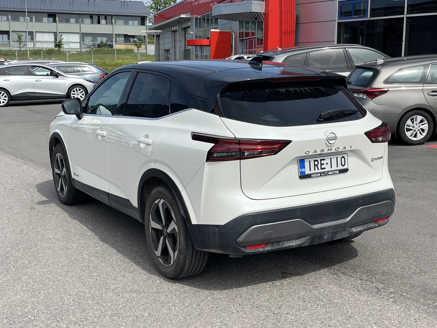 Nissan - Qashqai - e-POWER 2WD Tekna 2-tone - Maastoauto