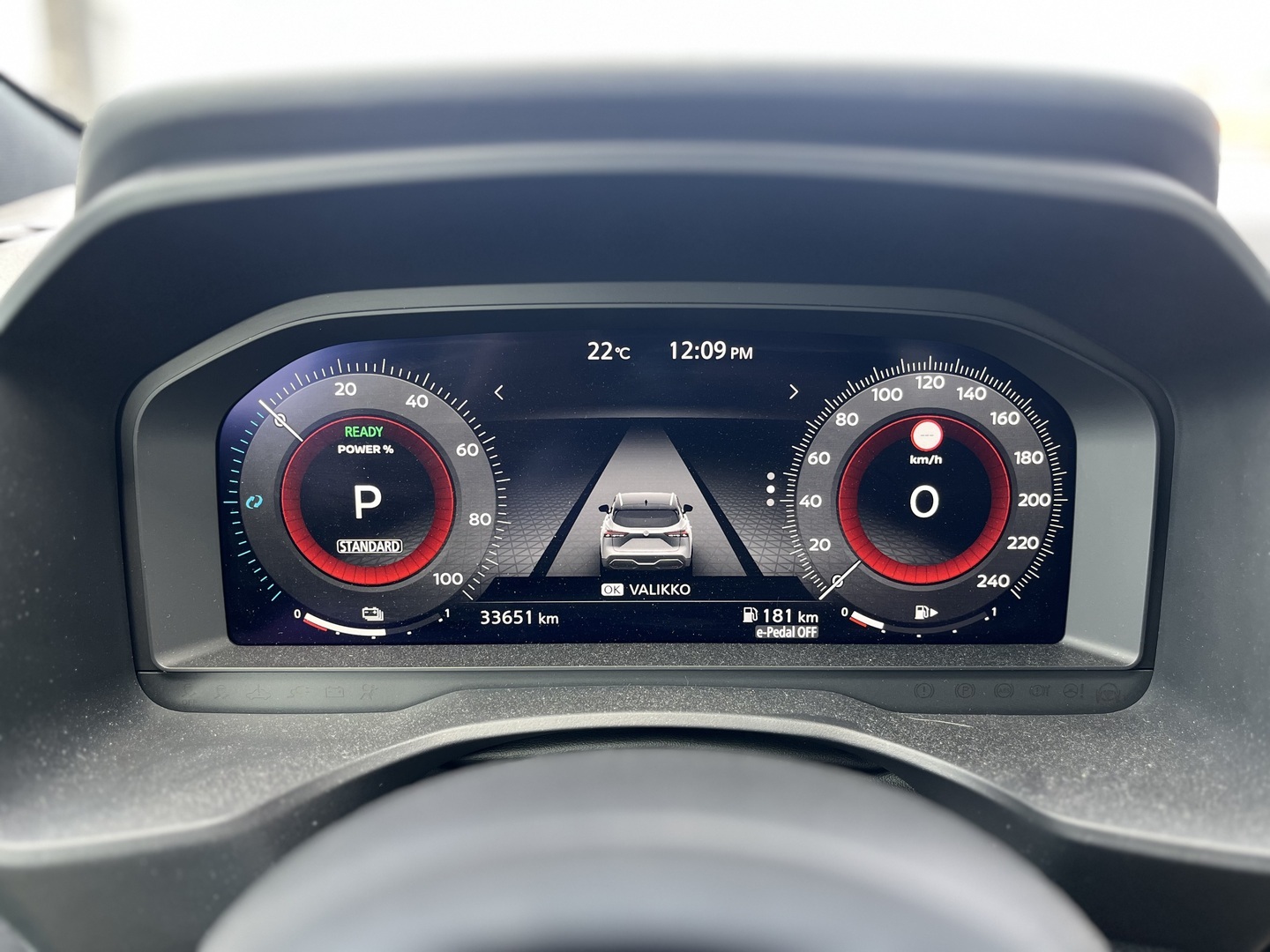 Nissan - Qashqai - e-POWER 2WD Tekna 2-tone - Maastoauto