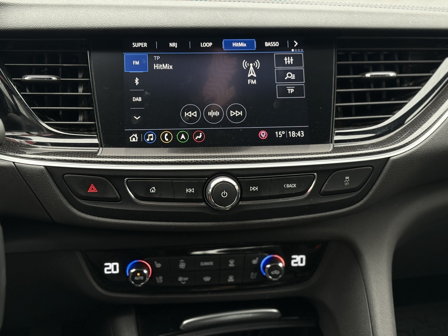 Opel - Insignia - Grand Sport Executive 200 Turbo A // ACC / Kamera / LED // - Viistoperä
