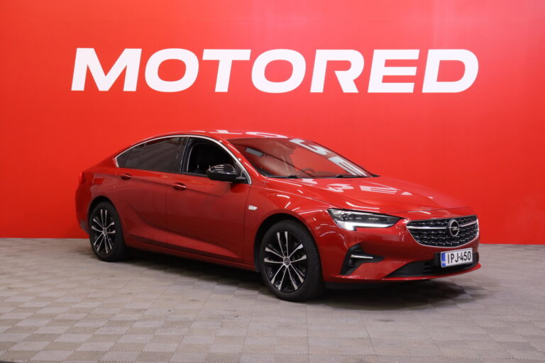 Opel - Insignia - Grand Sport Executive 200 Turbo A // ACC / Kamera / LED // - Viistoperä