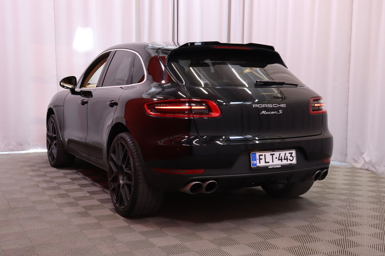 Porsche - Macan - S Diesel // SUOMI-auto / Vakkari / Sähköpenkki / Tutkat / Webasto // - Maastoauto
