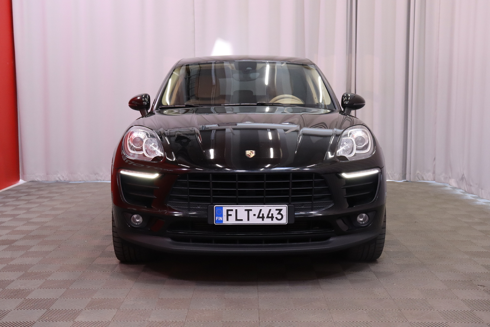 Porsche - Macan - S Diesel // SUOMI-auto / Vakkari / Sähköpenkki / Tutkat / Webasto // - Maastoauto