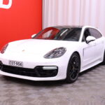 Porsche - Panamera - 4 E-Hybrid Sport Turismo // Sportchrono+ / Sportdesign / ACC / Panorama / Bose / PDLS+ / 360° // - Farmari