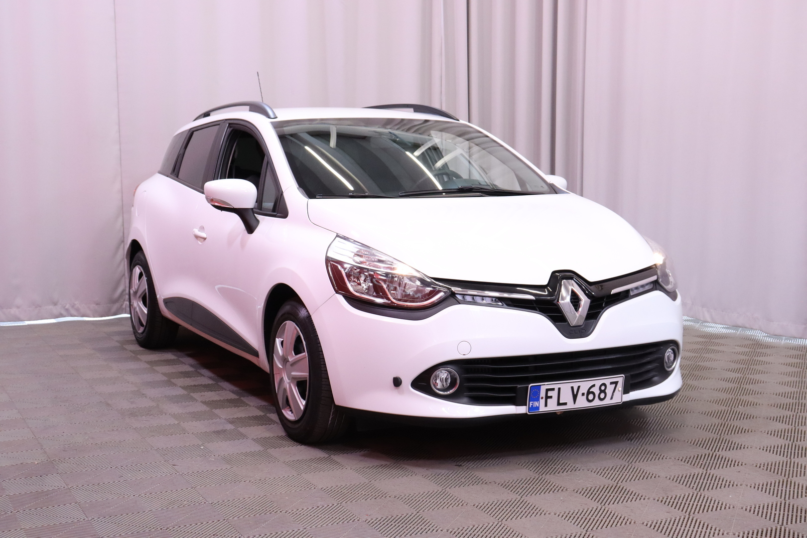 Renault - Clio - Sport Tourer Energy TCe 90 S&S Navi Style // 2.om Suomiauto / Vakkari / Lohkolämmitin / Bluetooth / Navi / 2x renkaat // - Farmari