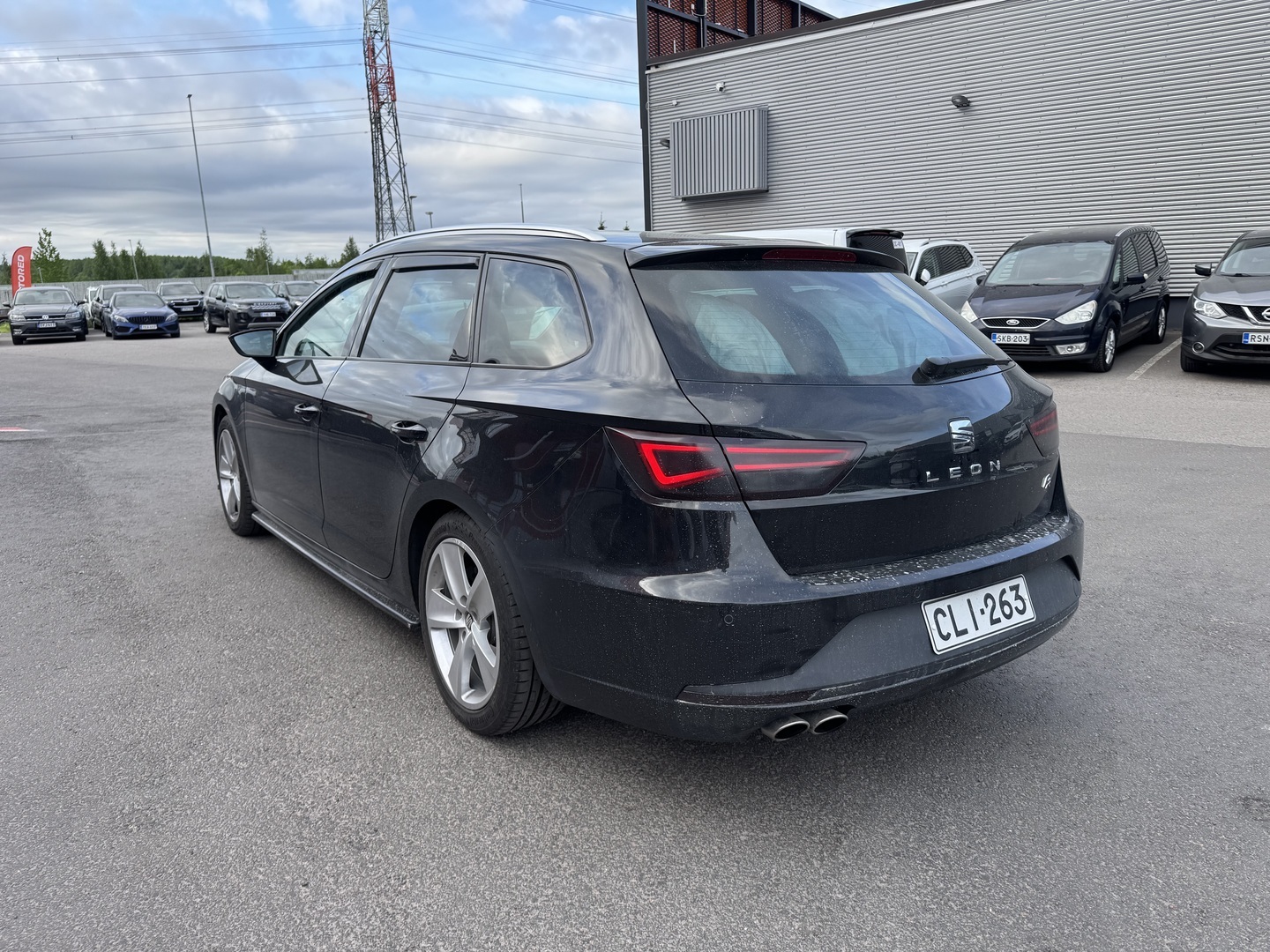 Seat - Leon ST - 1,4 TSI 150 ACT FR DSG // LED-ajovalot / Vakkari / SUOMI-auto / Bluetooth / Tähtikatto / SEAT sound system // - Farmari