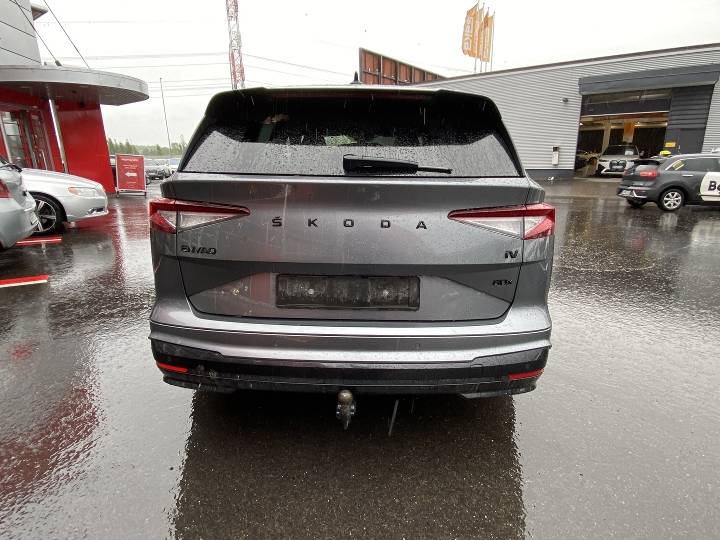 Skoda - Enyaq - iV 80x Sportline / Matrix LED / ACC / Koukku / Kamera / Canton / ILP / Hieronta / Muistipenkit - Maastoauto