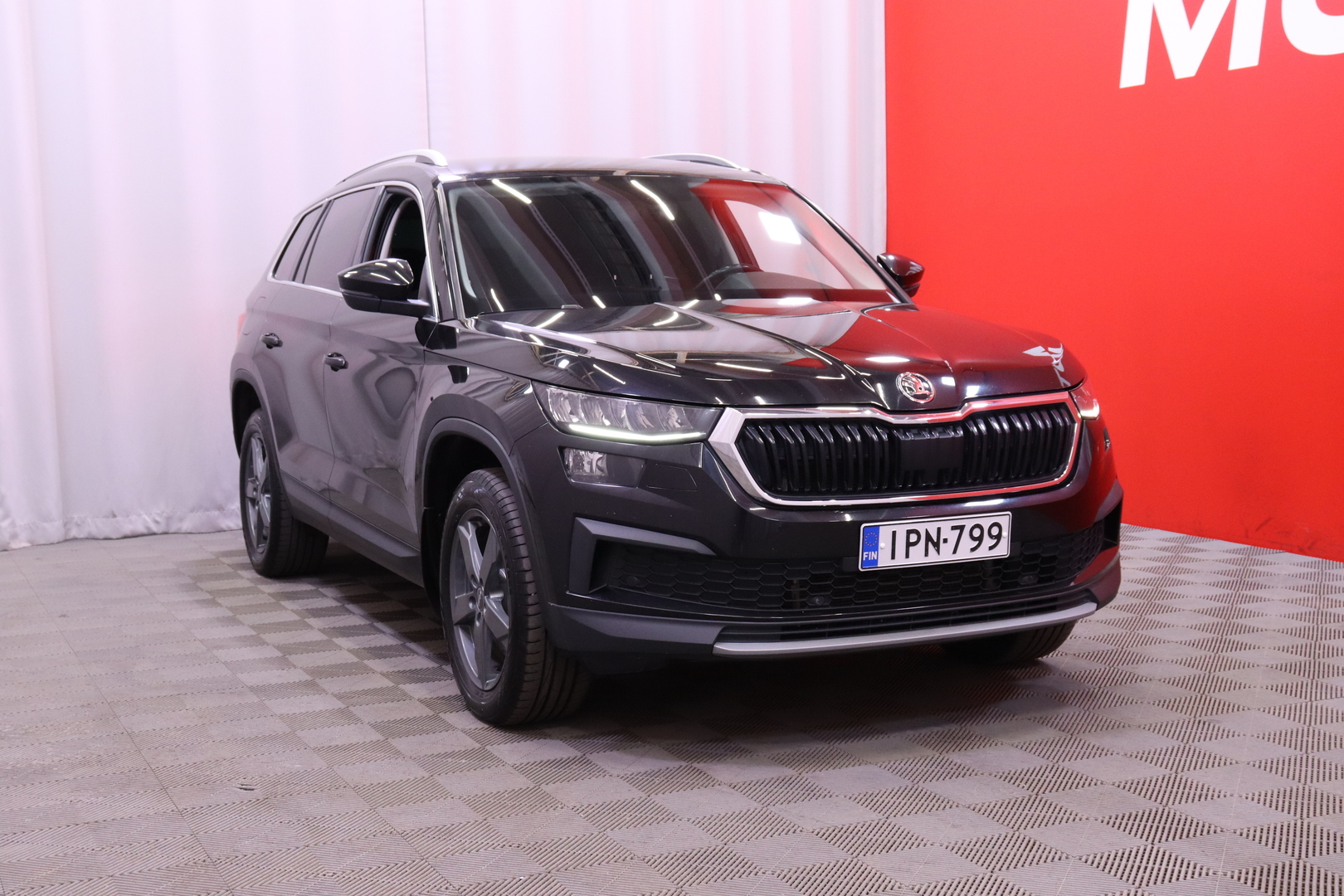 Skoda - Kodiaq - 2.0 TDI 150 4x4 Ambition DSG Autom. / 1.Om Suomi-auto / 7p / Webasto / ACC / Koukku / - Farmari
