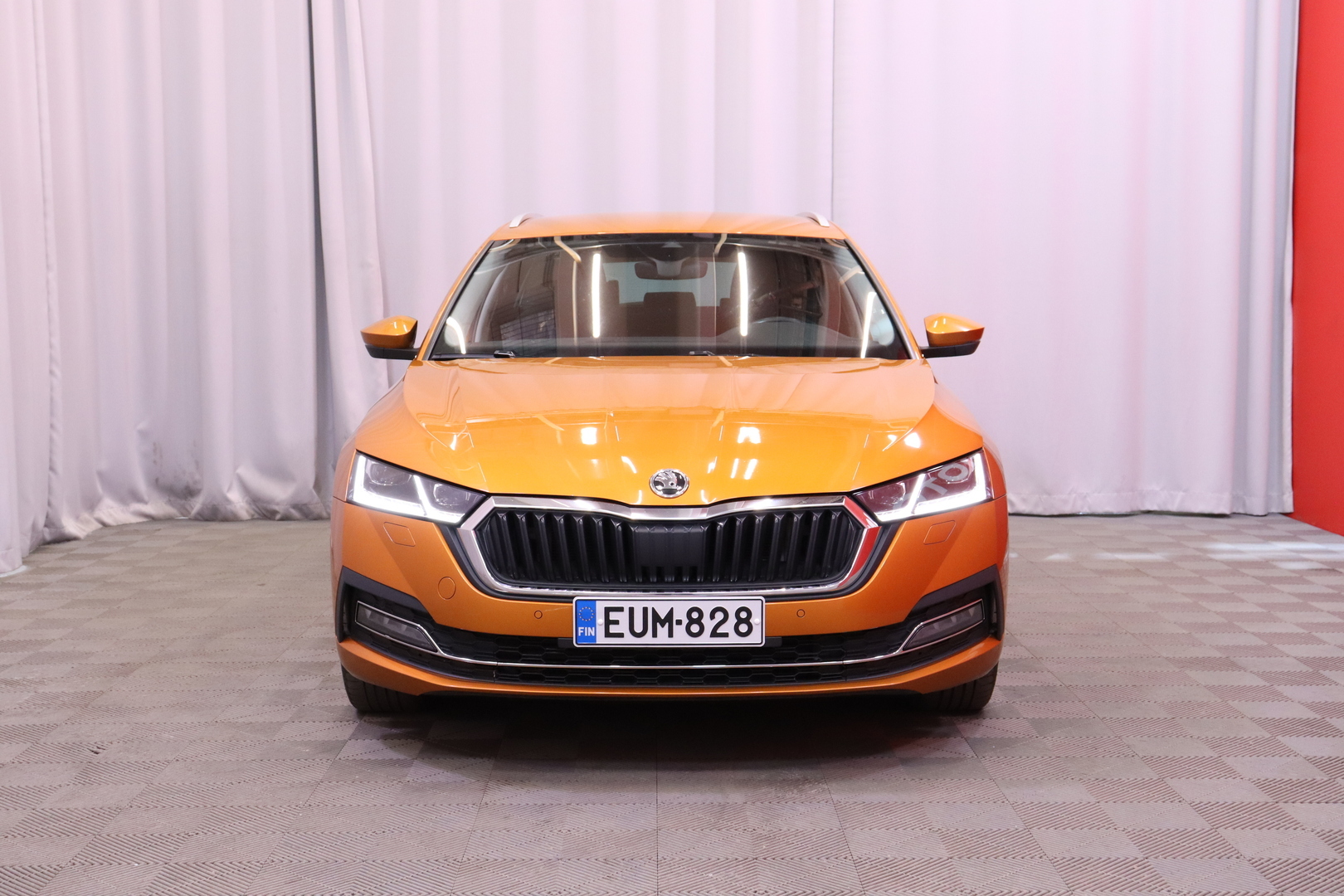 Skoda - Octavia - Combi 2.0 TDI 150 4x4 Style Nordic Edition DSG Autom. // 1.om Suomi-Auto / Merkkihuollettu / Webasto / Matrix / ACC // - Farmari