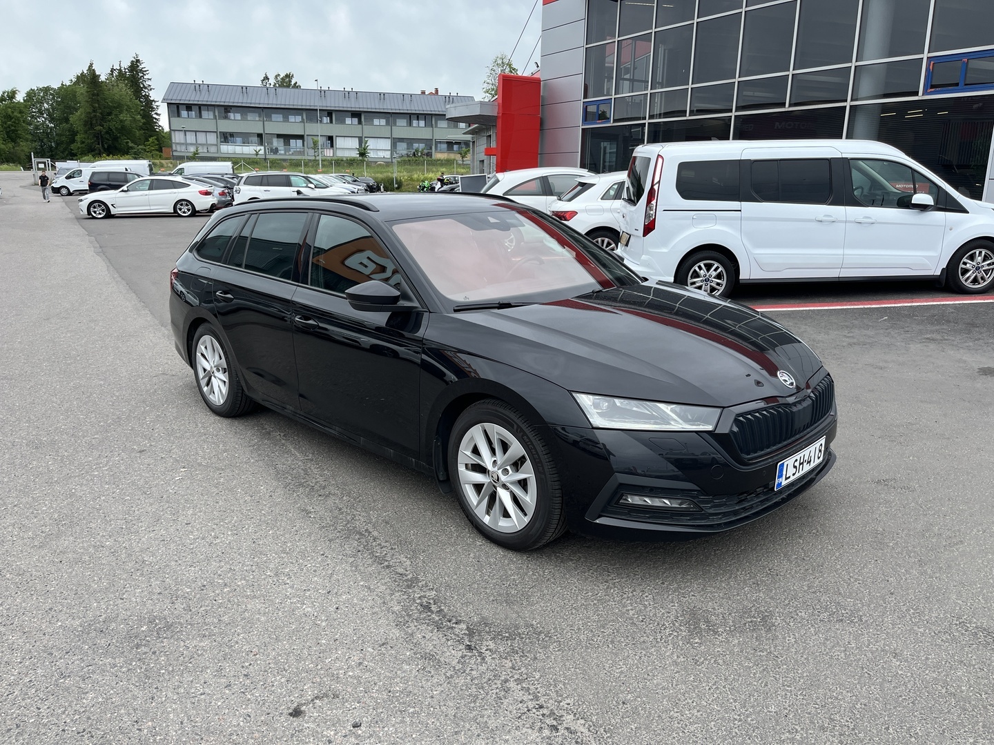 Skoda - Octavia - Combi 2.0 TDI 150 4x4 Style Nordic Edition DSG Autom. - Farmari