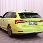 Skoda - Octavia - Combi 1.5 TSI SportLine eTEC DSG Autom // 1.Om Suomi-auto / ACC / Webasto / Matrix / Kamera / Columbus / Navi // - Farmari