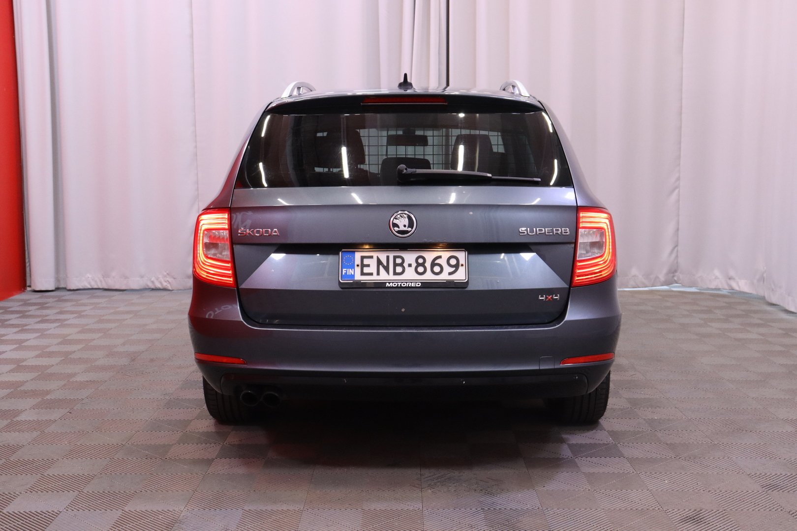 Skoda - Superb - Combi 2,0 TDI 170 4x4 Active Edition DSG Autom. - Farmari
