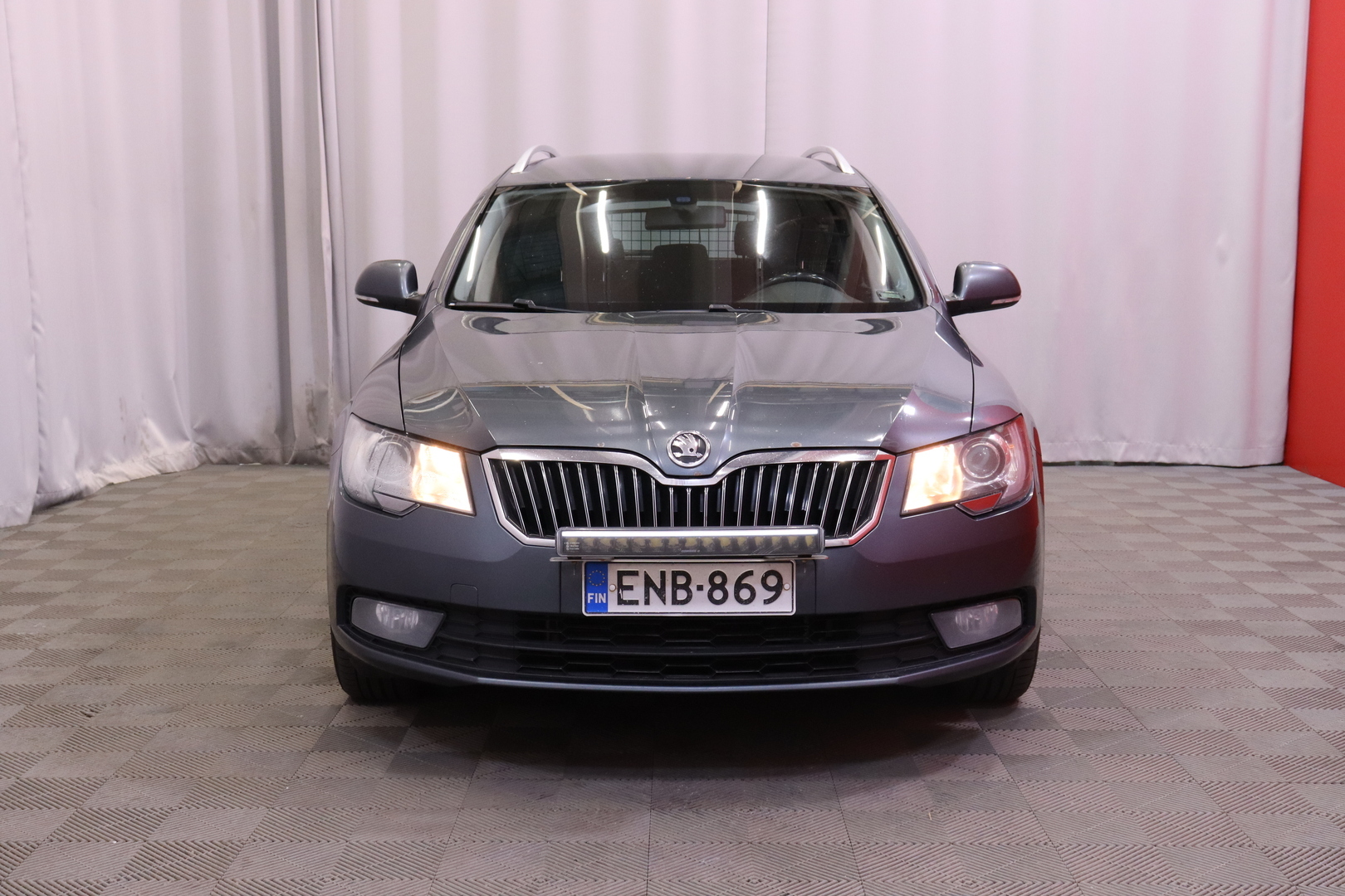 Skoda - Superb - Combi 2,0 TDI 170 4x4 Active Edition DSG Autom. - Farmari