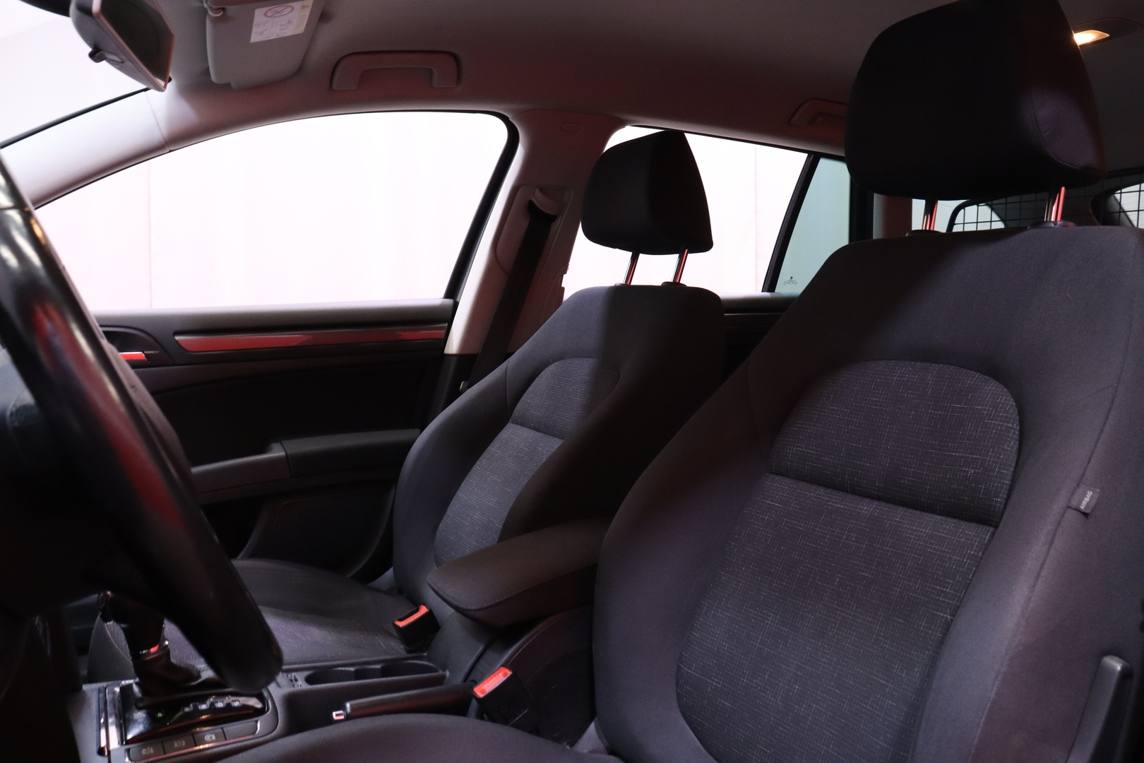 Skoda - Superb - Combi 2,0 TDI 170 4x4 Active Edition DSG Autom. - Farmari