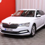 Skoda - Superb - Combi 1.5 TSI ACT Style BusinessLine DSG Autom. // Suomi-auto / Seisonta-lämmitys / MirrorLink / Navi / ACC // - Farmari