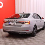 Skoda - Superb - 1.5 TSI ACT SportLine DSG Autom. // Webasto / ACC / Matrix / Sähköpenkki muistilla / SmartLink / Koukku / - Sedan