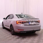 Skoda - Superb - 1.5 TSI ACT SportLine DSG Autom. // Webasto / ACC / Matrix / Sähköpenkki muistilla / SmartLink / Koukku / - Sedan