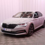 Skoda - Superb - 1.5 TSI ACT SportLine DSG Autom. // Webasto / ACC / Matrix / Sähköpenkki muistilla / SmartLink / Koukku / - Sedan