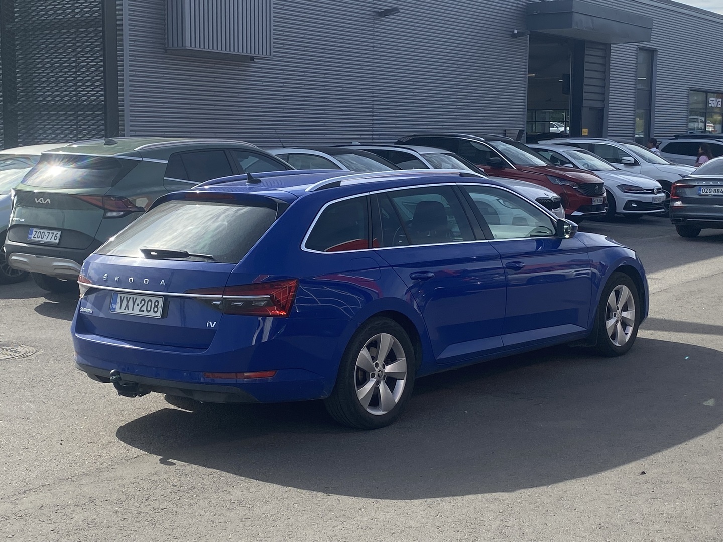 Skoda - Superb - Combi 1,4 TSI PHEV Style Business Edition iV DSG // ACC // Matrix // Koukku // Webasto // Hifit // - Farmari
