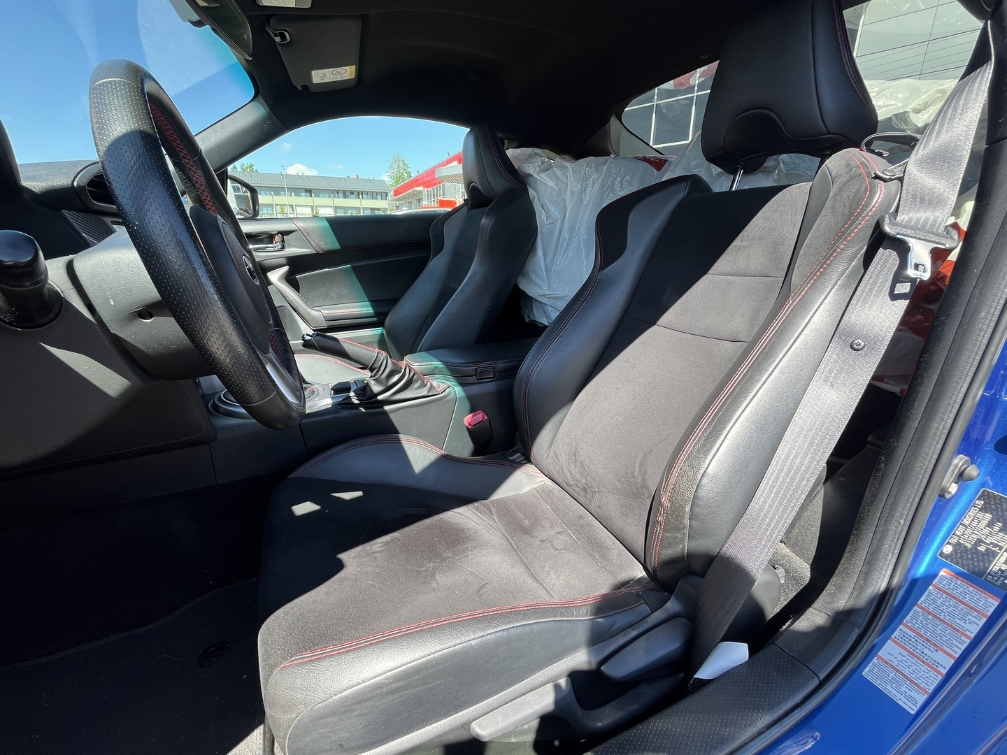 Subaru - BRZ - 6MT // 2-om. Suomi-auto / Merkkihuollettu / Ferrita putkisto / Nahka-alcantara / Vakkari / Carplay / Juuri katsastettu! // - Coupe