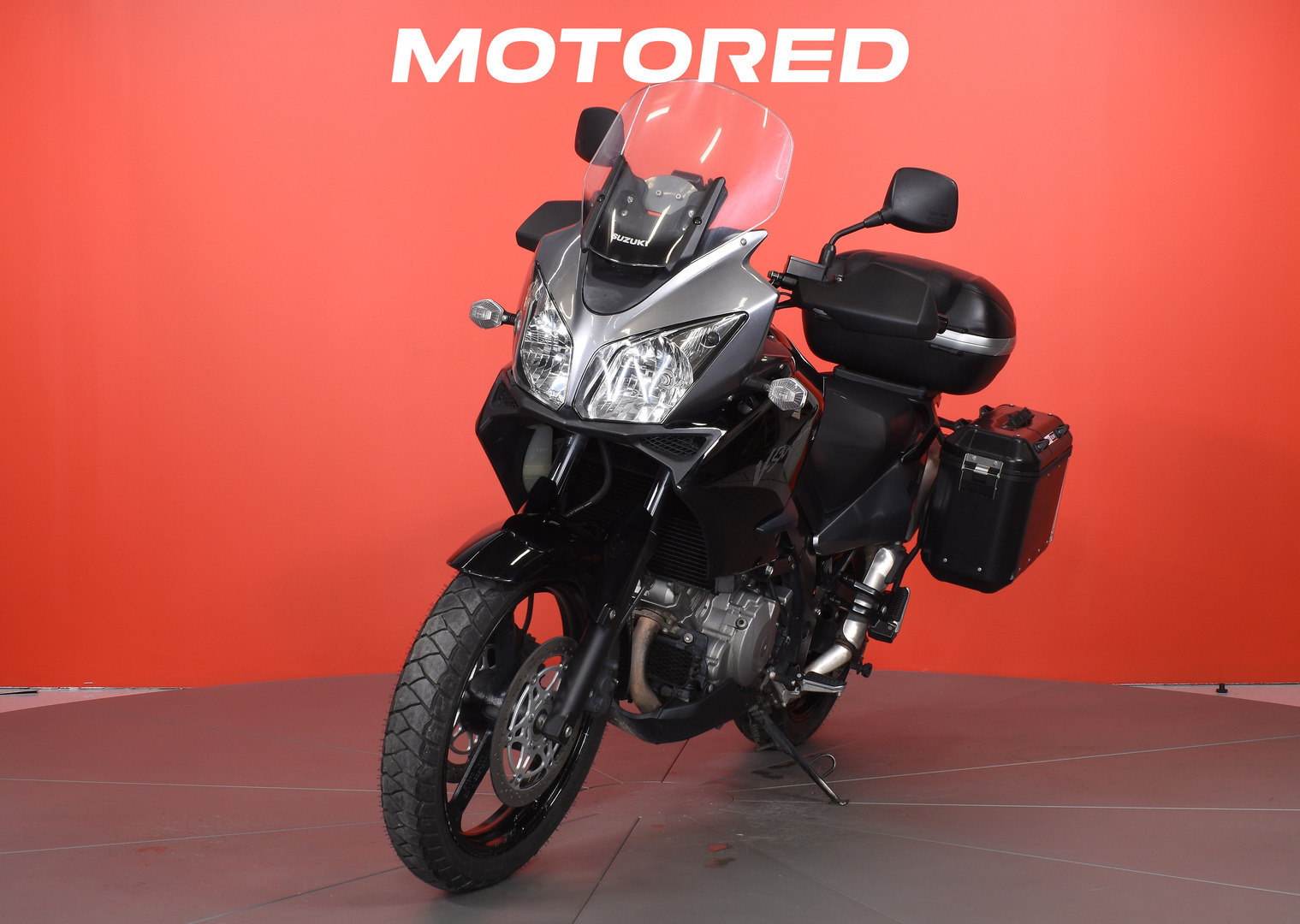 Suzuki - DL - 1000 V-Strom // 3x-laukut / Navi / Kahvalämppärit / - Moottoripyörä