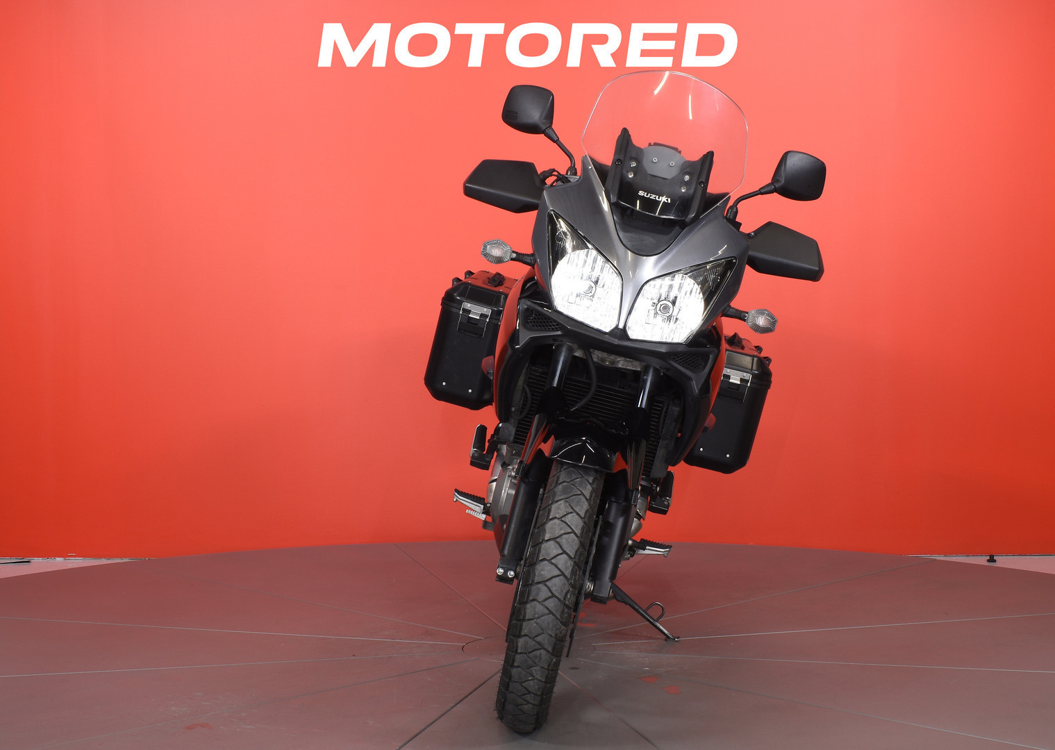 Suzuki - DL - 1000 V-Strom // 3x-laukut / Navi / Kahvalämppärit / - Moottoripyörä