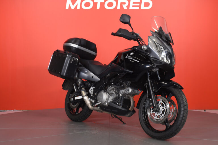 Suzuki - DL - 1000 V-Strom // 3x-laukut / Navi / Kahvalämppärit / - Moottoripyörä