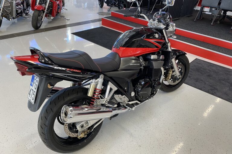 Suzuki GSX